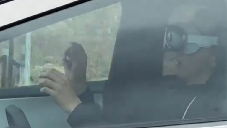 Guy Allegedly Was Driving With Apple Vision Pro Goggles