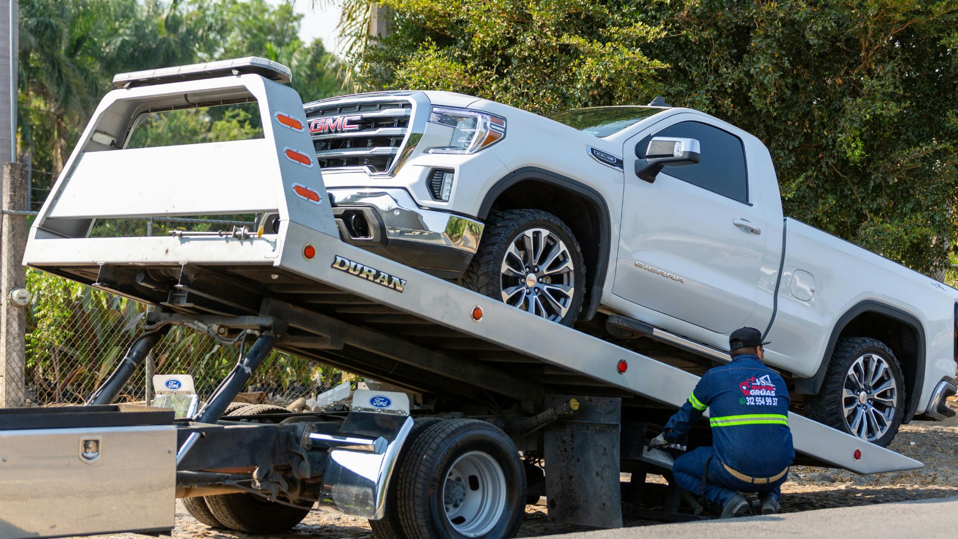 Lawyer Gives Interesting Towing Advice