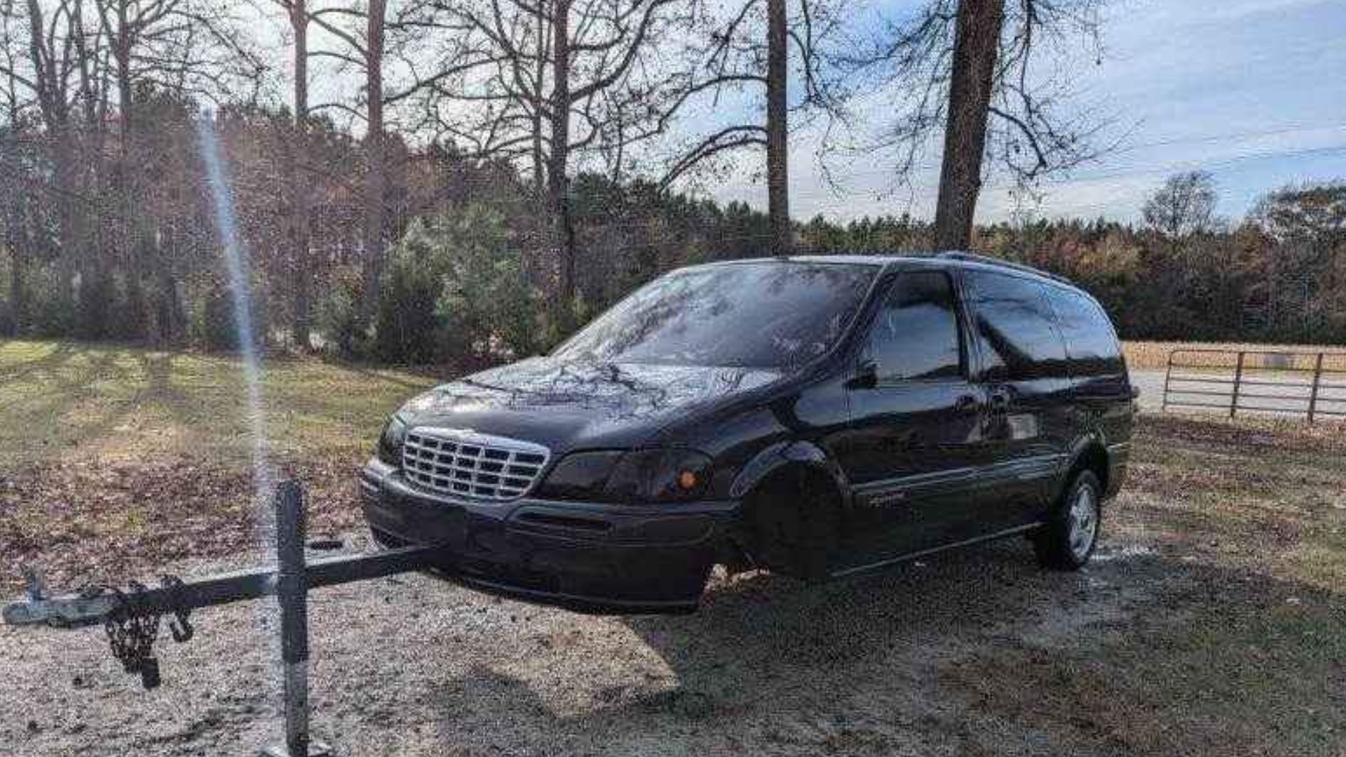 Chrysler Town And Country Lives On As A Trailer Backfire News