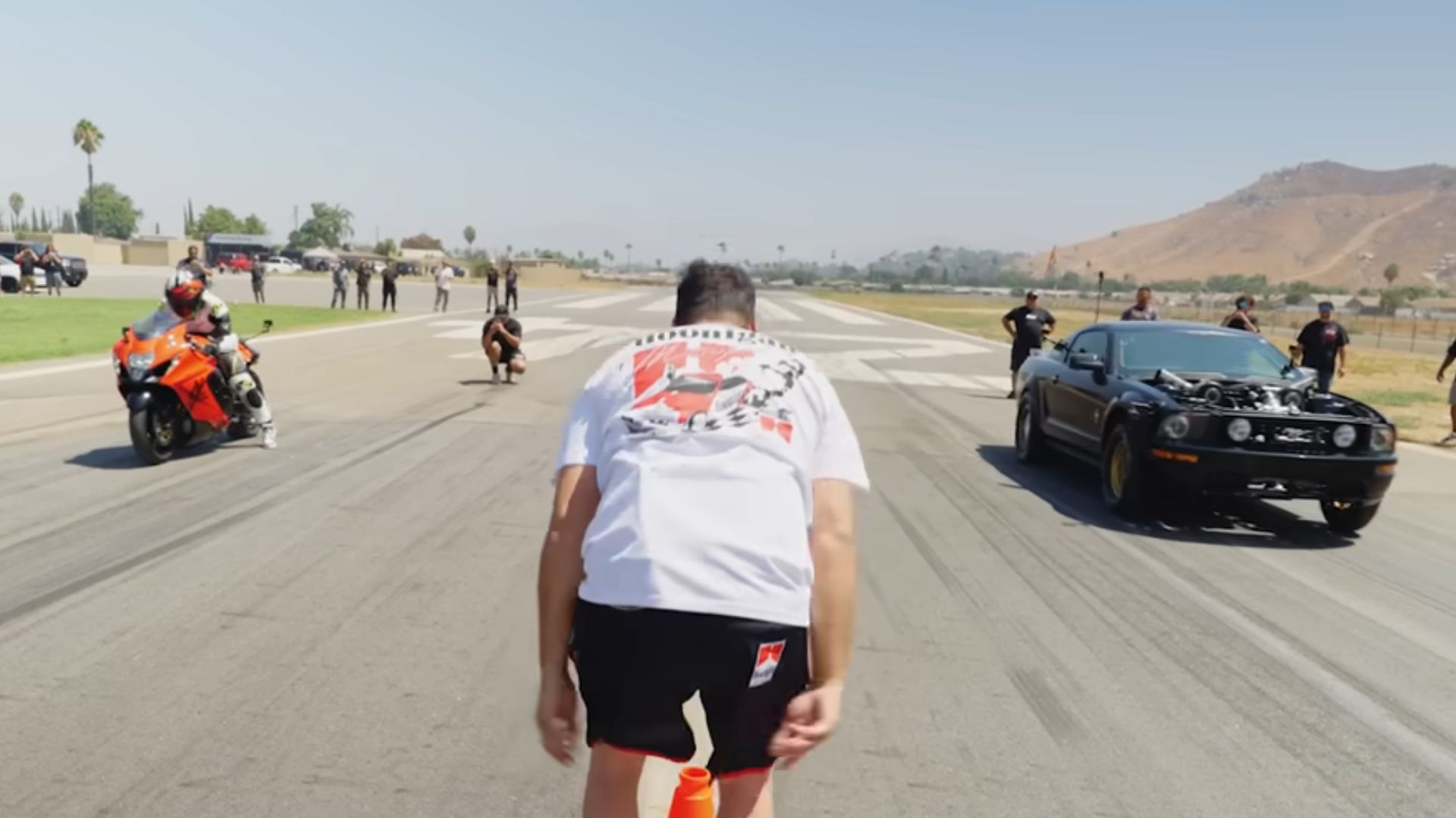 Twin Turbo Mustang Races A Turbo Hayabusa