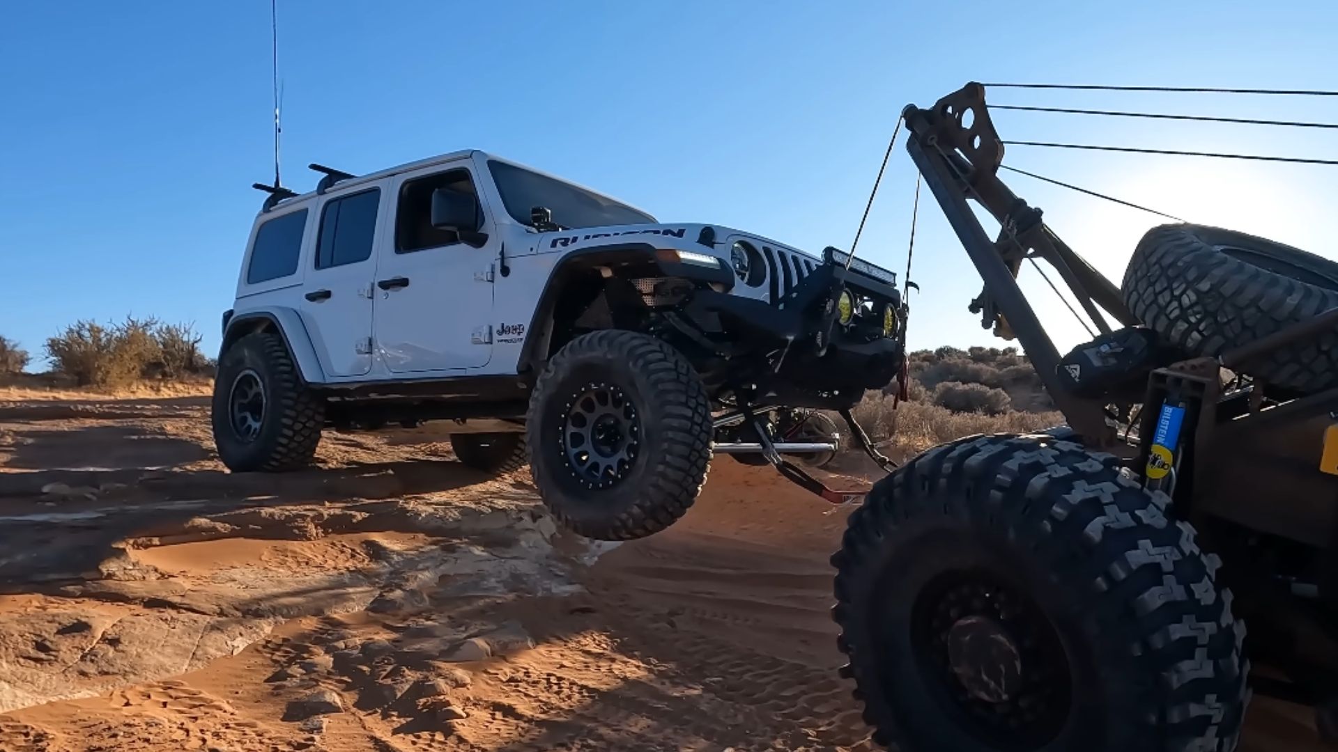 YouTuber Exposes JL Jeep Wrangler Rubicons Flimsy Design