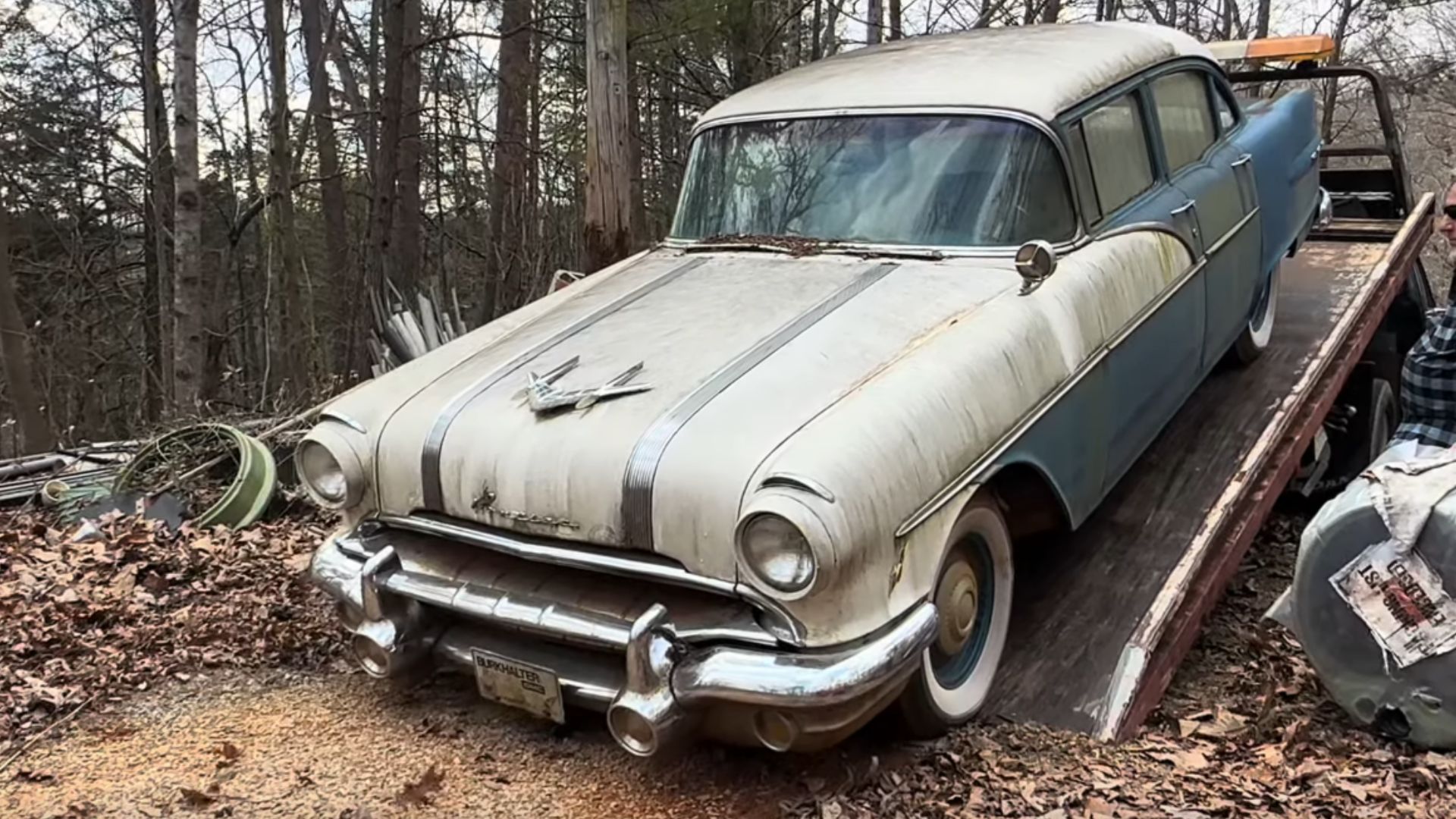 50s Bombshell Beauty 1956 Pontiac Chieftain Rescued