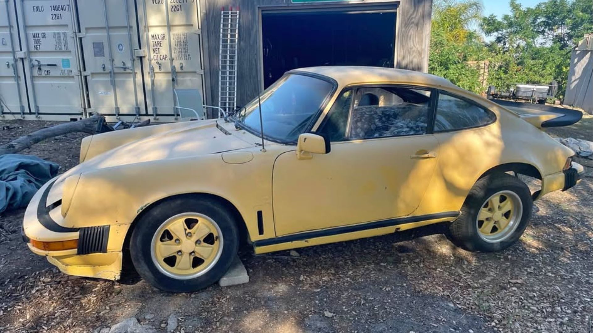 1974 Porsche 911 Offered For Cheap With One Catch