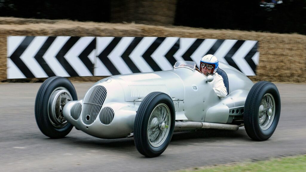Image via Mercedes-Benz