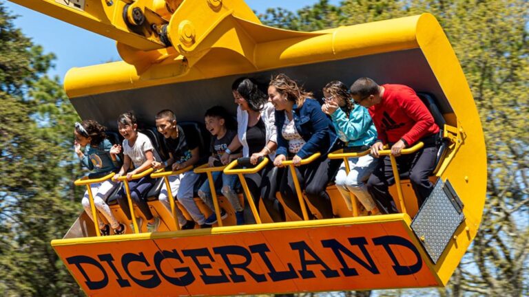 Diggerland USA Is A Theme Park With Real Construction Equipment For Rides