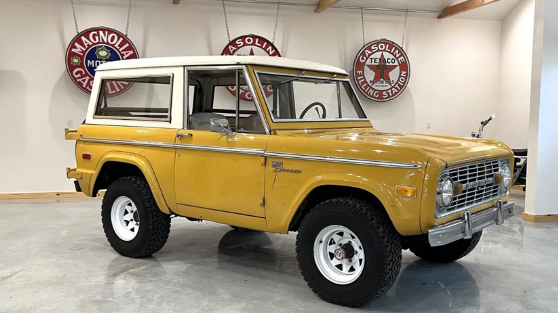 Richard Nixons Old Ford Bronco Auctions For Shockingly Little