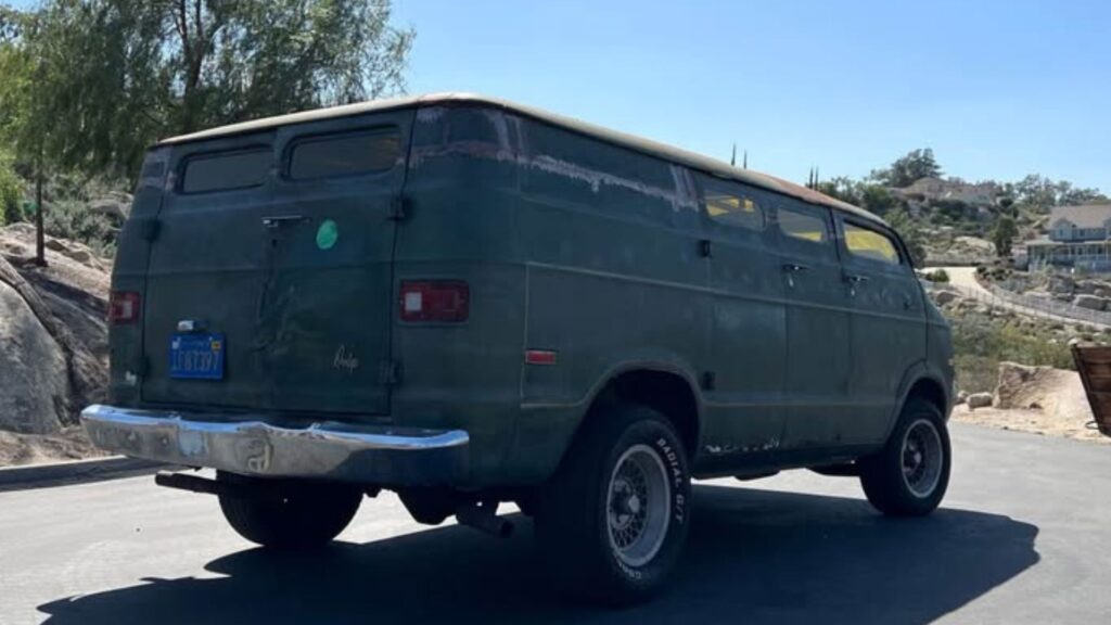 Image via Carlos Iniguez/Facebook Marketplace