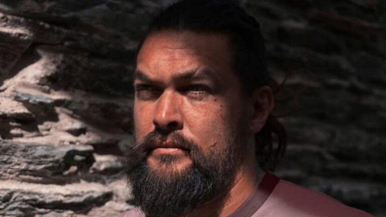 Jason Momoa Helps Car Crash Victim