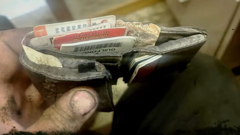 Mechanic Finds Assembly Workers Wallet Lost 11 Years Before