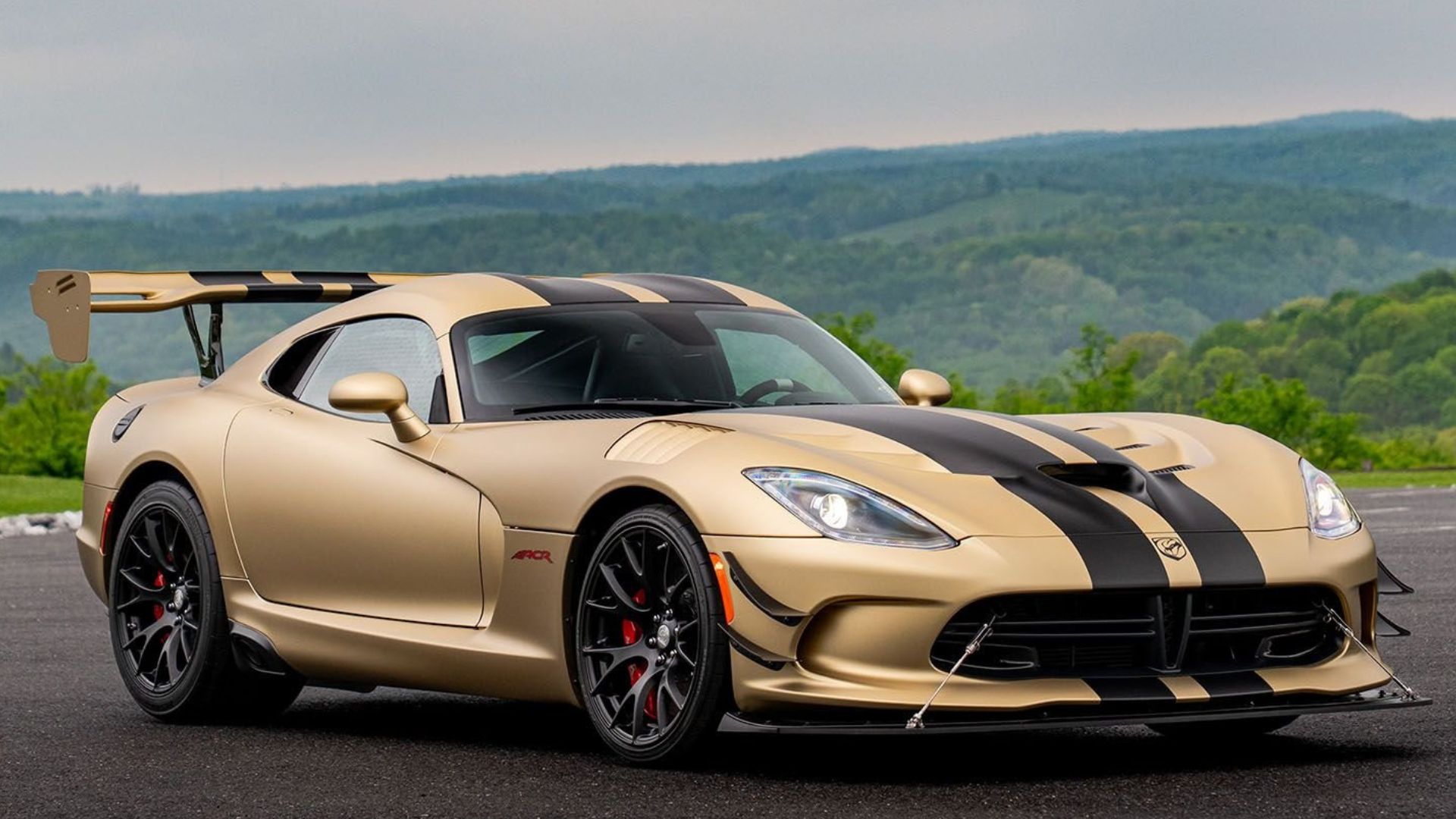 One Of One Dodge Viper GTC ACR Extreme Set To Auction