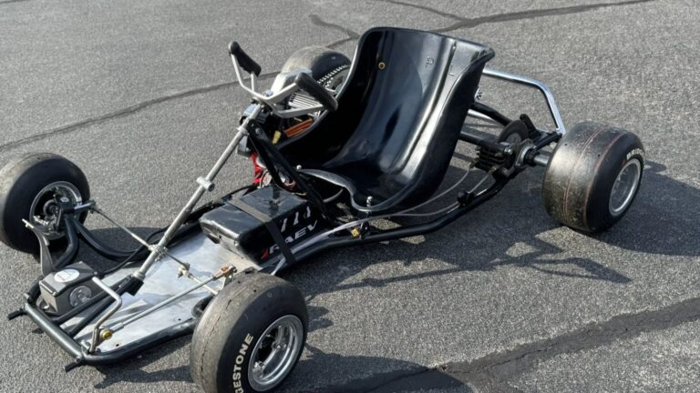 go-kart-947