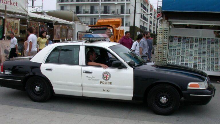 cop-car-1619
