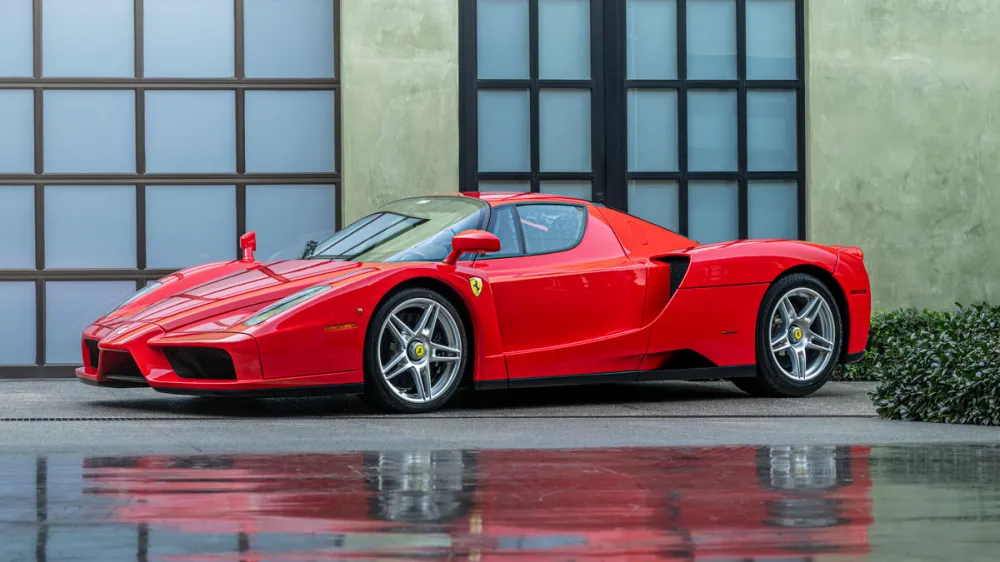 2003-Ferrari-Enzo_opener-w