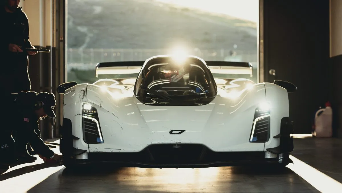 czinger-lap-record-2-e1765893459417
