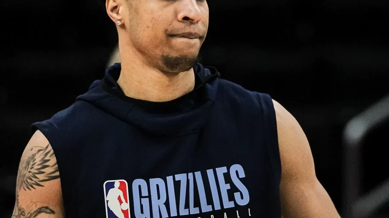 Brandon_Clarke_in_2020