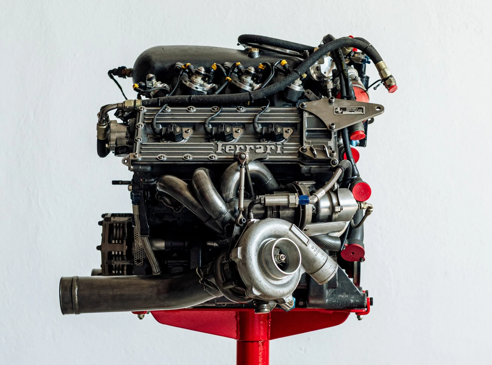 Ferrari-F187-Tipo-33-Formula-1-engine-2048x1522