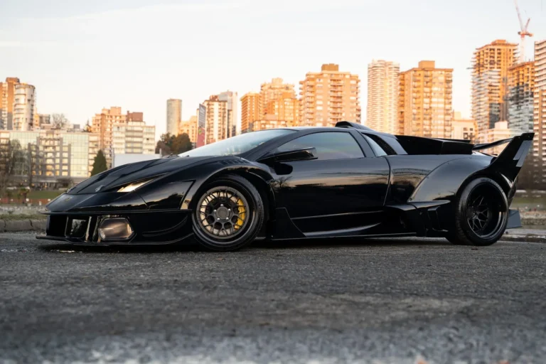 Liberty-Walk-Lamborghini-Murcielago-Sale-1