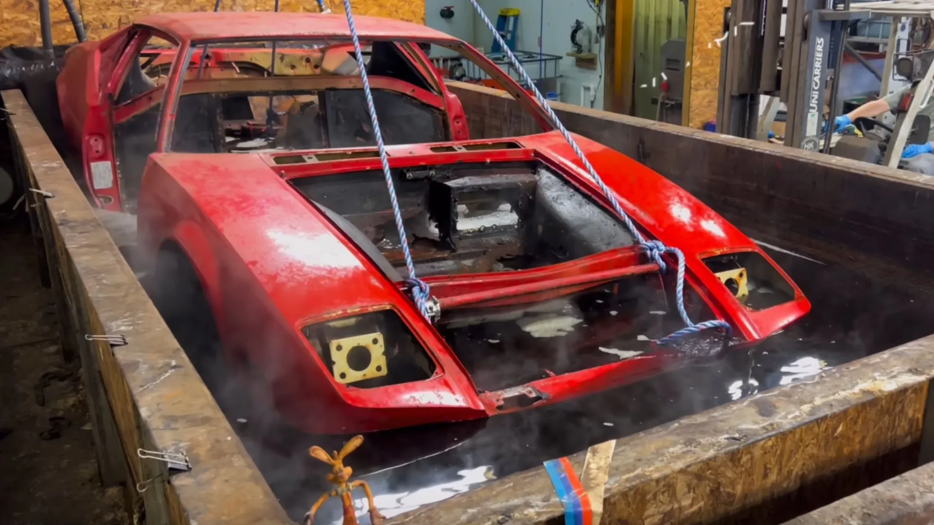 So-Relaxing-Watch-A-1972-DeTomaso-Pantera-Get-A-Chemical-Dip