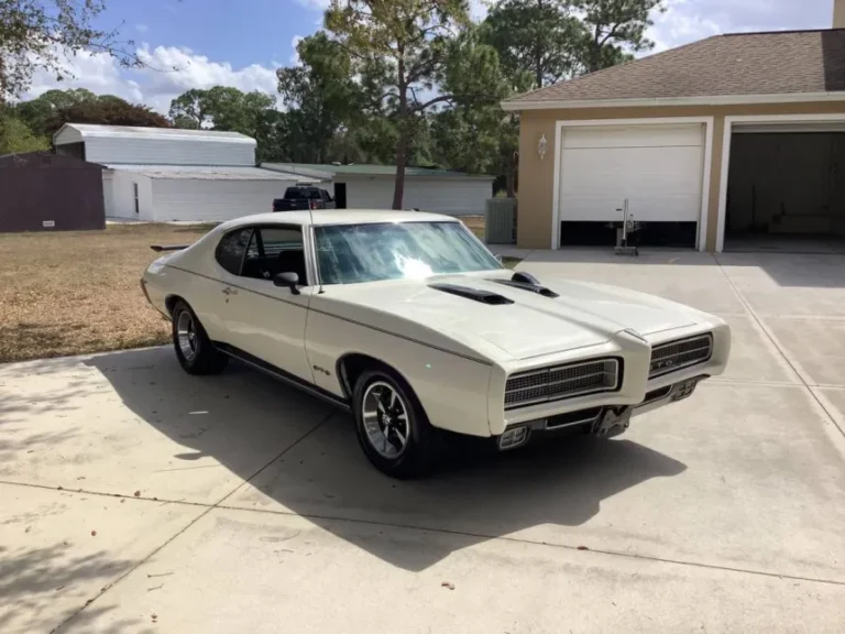 beauty-and-the-beast-one-abandoned-and-one-loved-1969-pontiac-gto-must-sell-asap-thumbnail_11.jpg