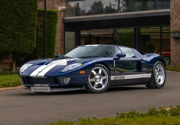Ex-Jeremy-Clarkson-2006-Ford-GT-for-sale-exterior-001-front-three-quarters-2048x1283