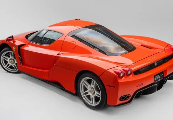 Ferrari-Enzo-most-expensive-car-ever-sold-online-2