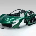 McLaren-P1-body-panels-3-860x574