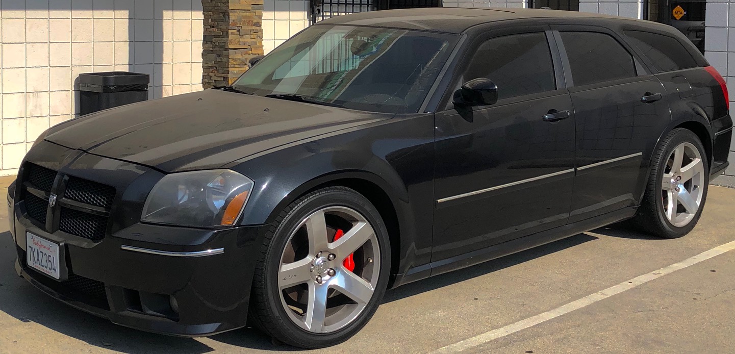 The Dodge Magnum Was the V8 Wagon America Didn’t Deserve, and We’re Still Mad It Died