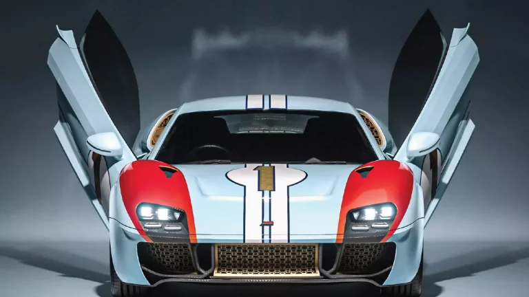 This-company-turned-the-iconic-Ford-GT40-into-a-restomodded-modern-beauty-lead