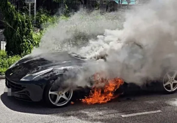 ferrari-fire-in-hong-kong-1-860x484