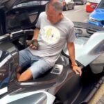 joe-macari-shopping