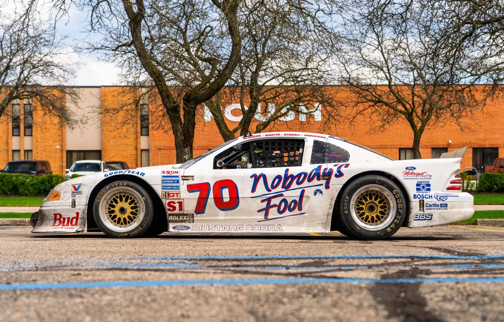 paul-newman-ford-mustang-cobra-01