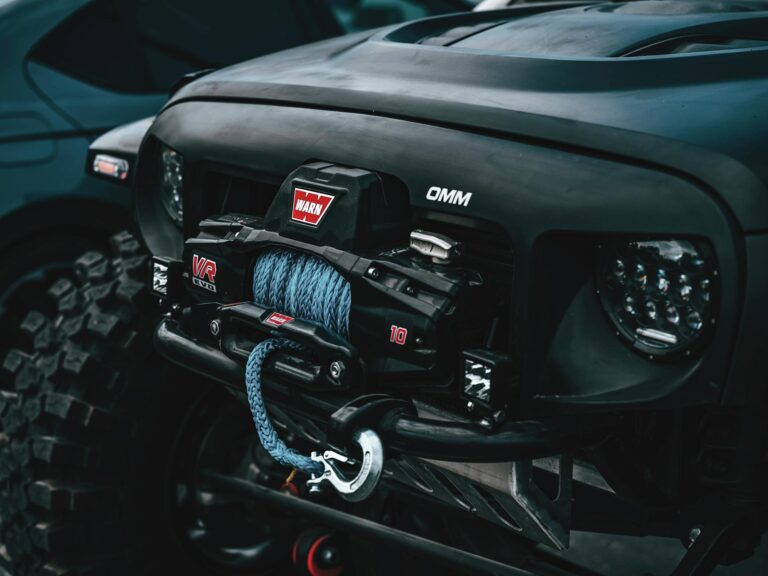 a front of jeep