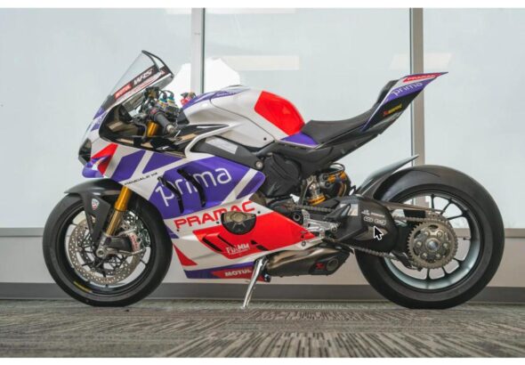 2024 Ducati Panigale V4 Jorge Martín 2023 Racing Replica in Prima Pramac livery, side profile