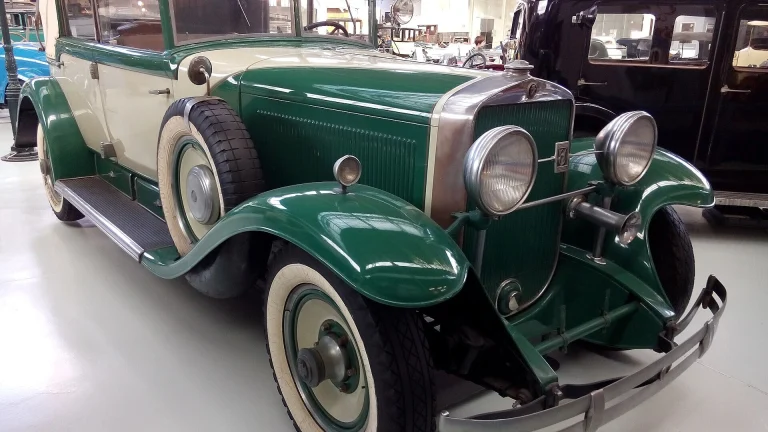 A 1928 Cadillac Series 341, the same model as Al Capone's armored town sedan