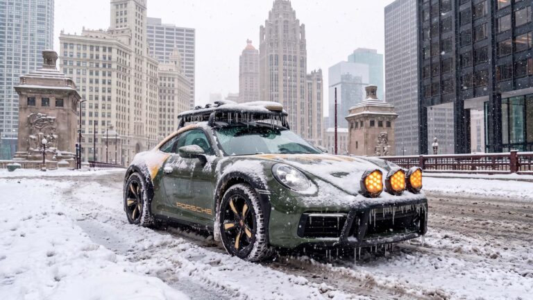 Tangent-Urban-Safari-911-Snow-02