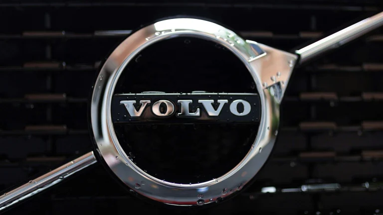 Volvo emblem