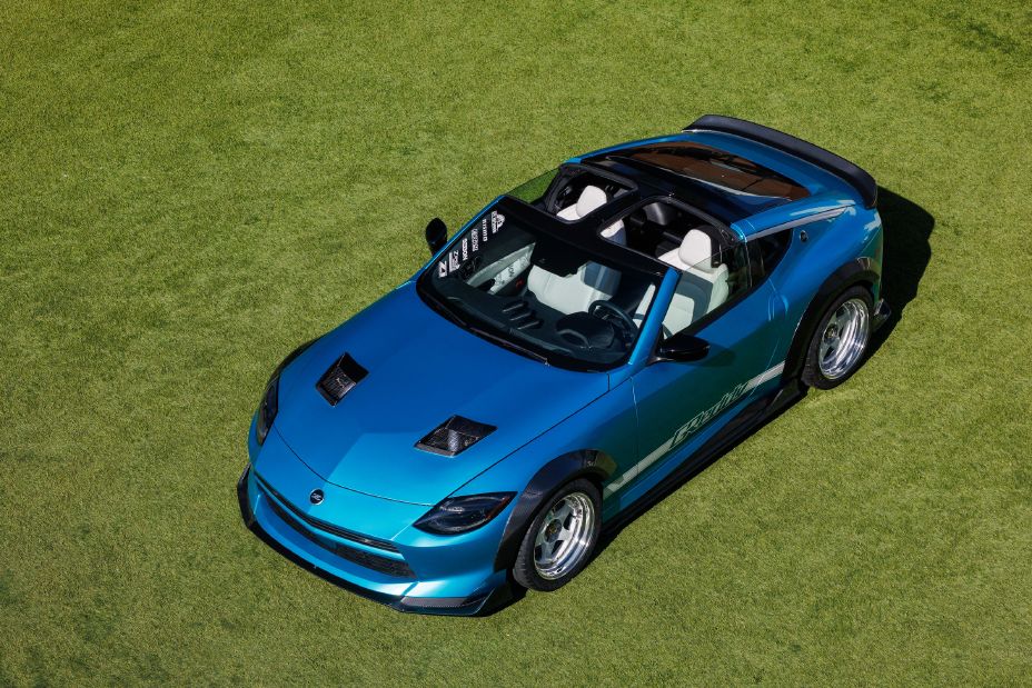 Overhead view of the Pacific Teal Nissan Z Kaze concept with both T-top roof panels removed