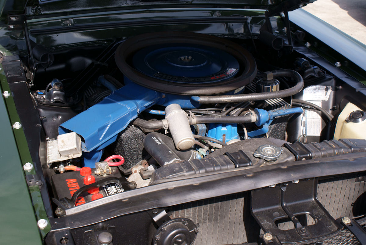 428 Cobra Jet V8 engine with Ram Air air cleaner