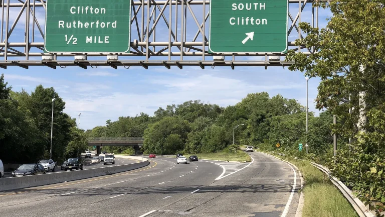 New Jersey Route 21 northbound at Exit 10A for River Road in Clifton