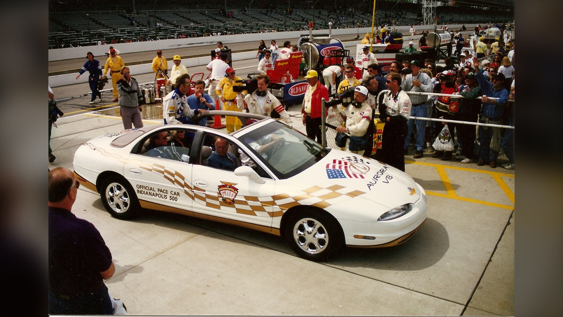 Oldsmobile Aurora, 1997 Indianapolis 500 pace car