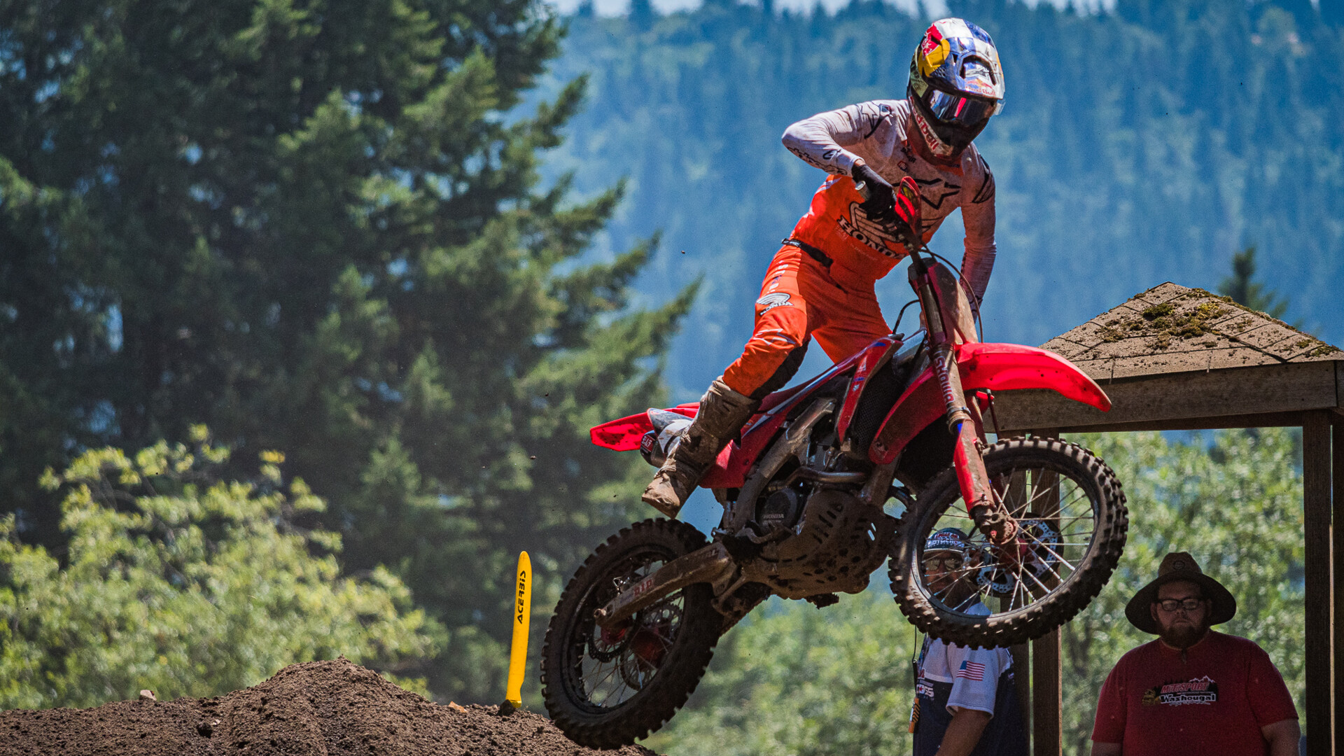 Jett Lawrence racing a motocross bike at Washougal in 2021