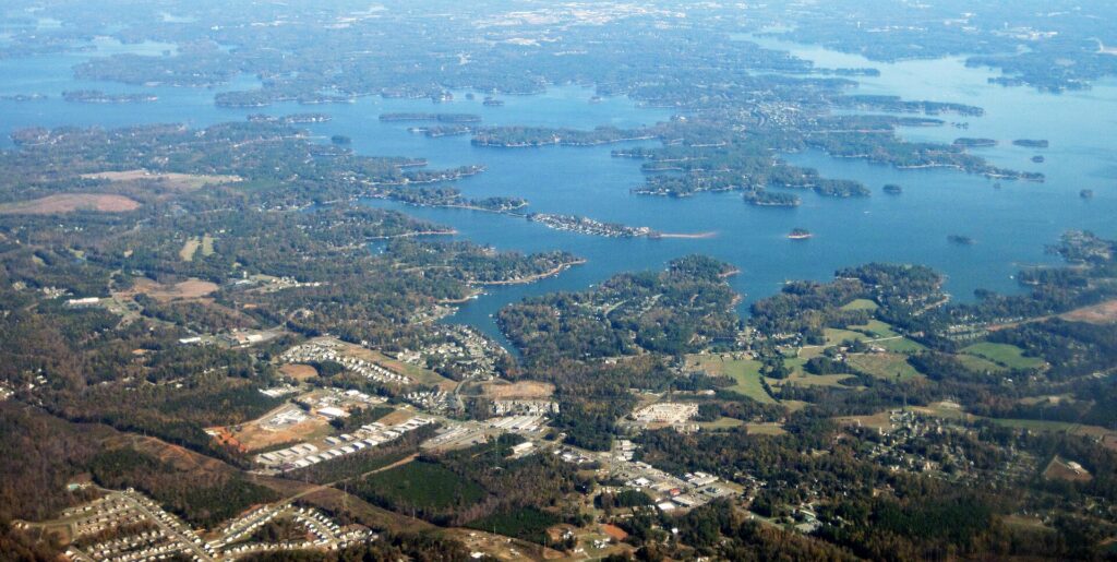 Lake Norman shoreline in North Carolina