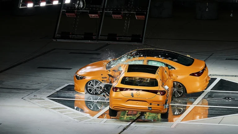 Mercedes-Benz CLA Shooting Brake striking the driver side of an electric CLA at 56 km/h
