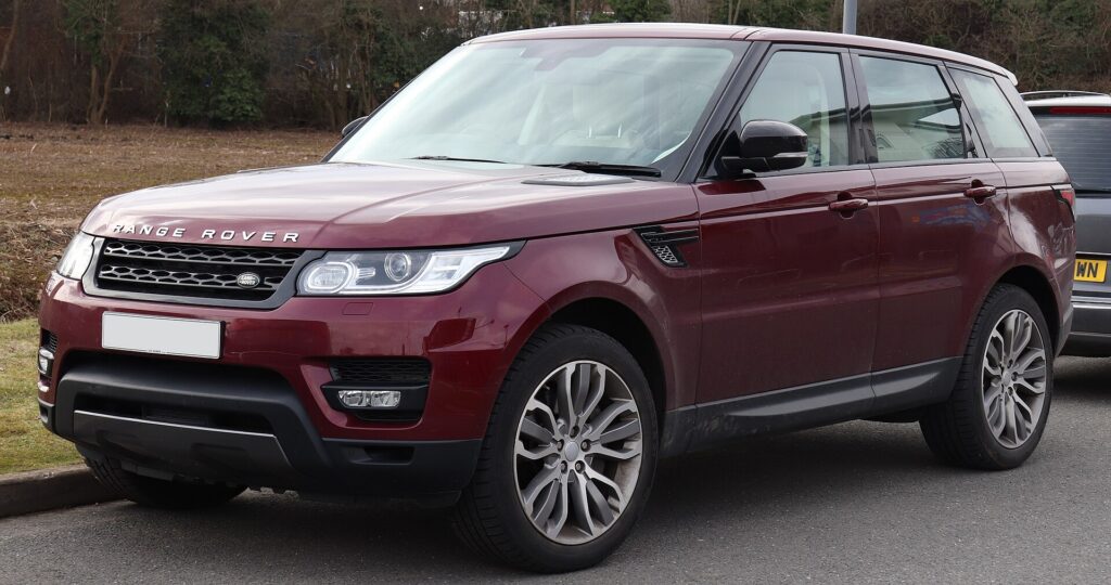 Dark red 2015 Range Rover Sport HSE