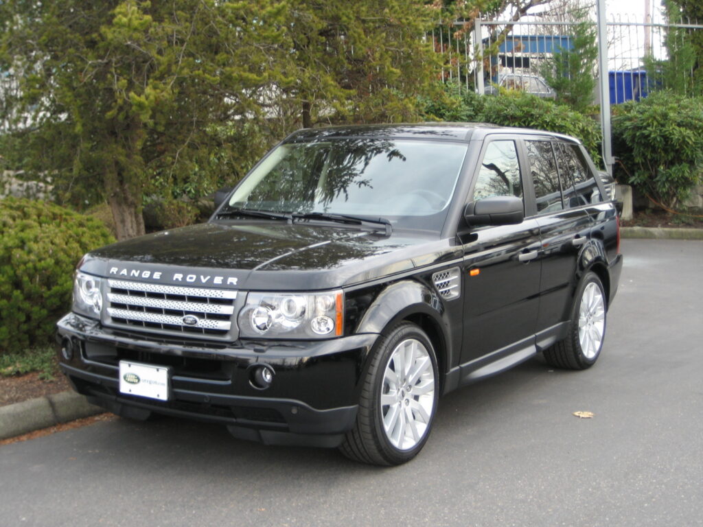 A black 2007 Range Rover Sport Supercharged