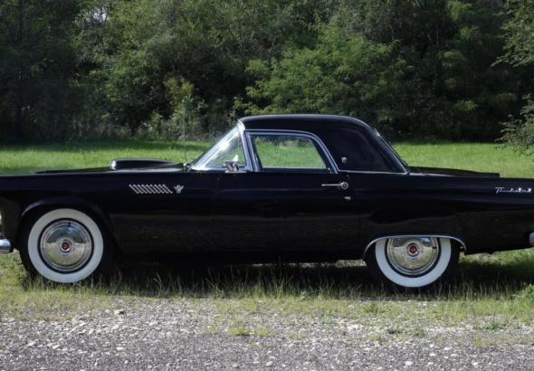 1955 Ford Thunderbird owned by Rick Nielsen, lot 65 in the Julien's Auctions Rick Nielsen Collection sale