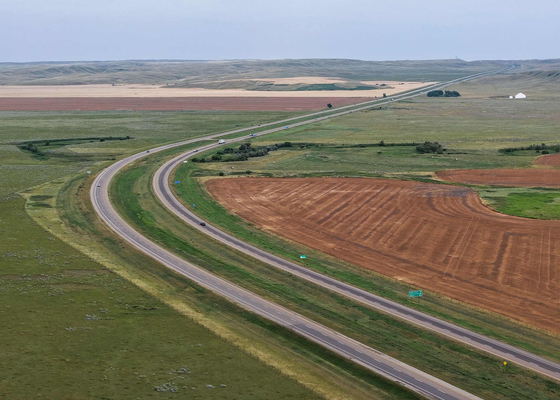 Saskatchewan highway crossing open prairie